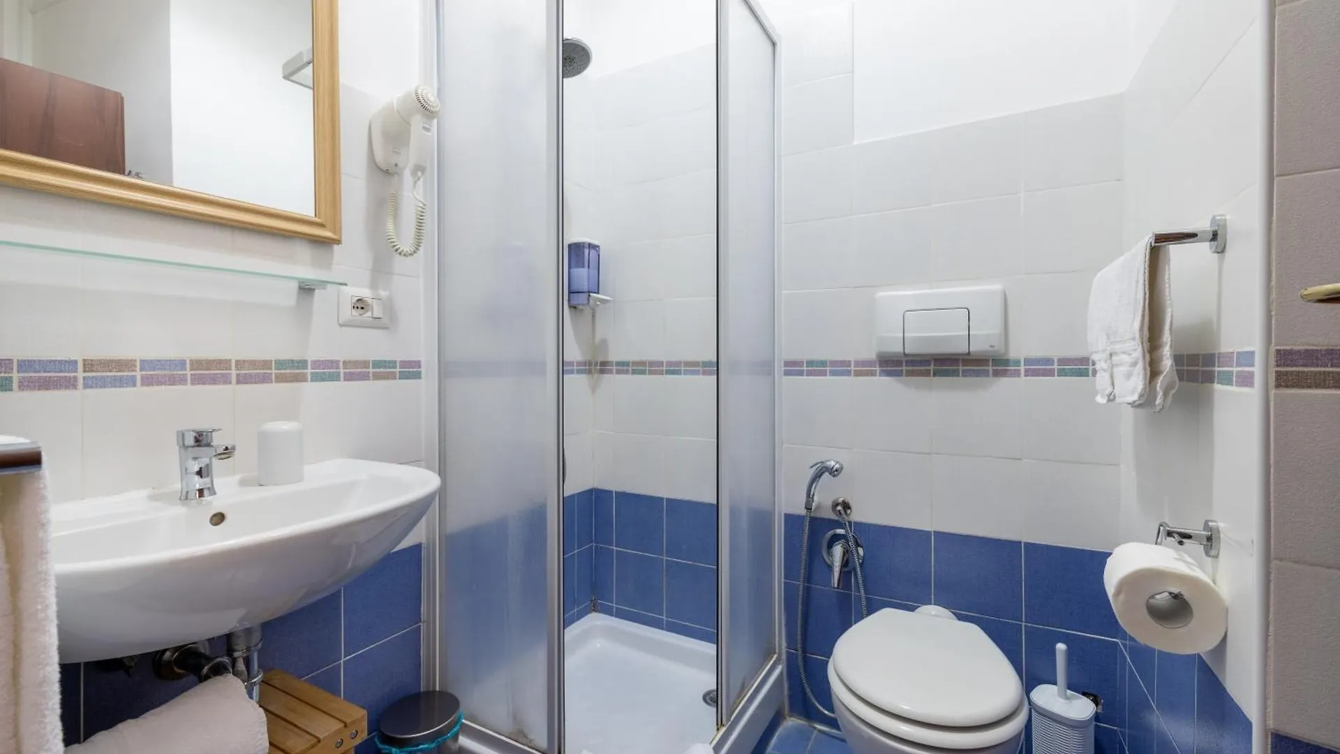 Domus Castroni Scipioni Bed & Breakfast Rome 0*,  Italy